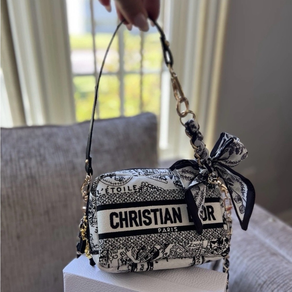 Dior Black & White Canvas Logo Crossbody Bag - Picture 3 of 5